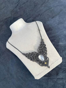 Collier en macramé avec perles naturelles, fait main, tendance, style bohème, pendentif papillon, réglable, accent en cuivre tressé noir, bouddhisme - Product Image 3