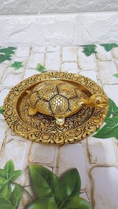 Tortuga de Metal Kachua Hecha a Mano para Vaastu y Feng Shui, para la Buena Suerte y la Prosperidad, Decoración para el Hogar y la Oficina - Product Image 4