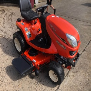 Tractor cortacésped Kubota GR2120 de 21HP, diésel, 4x4, con plataforma de corte eficiente y conducción suave. - Product Image 2