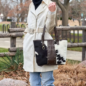 Sac fourre-tout en cuir véritable fait main avec fourrure, sac à bandoulière vintage grande capacité pour voyage - Product Image 1