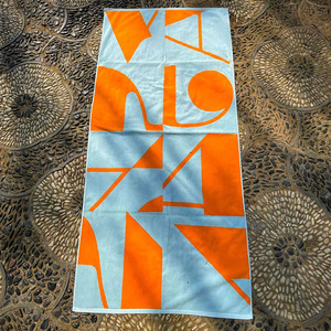 Toalla de Playa y Baño de Algodón Jacquard Ecológica con Logotipo Personalizado (Alibaba), de Secado Rápido, Absorbente, a Rayas, Rectangular, para Piscina y Viajes - Product Image 4