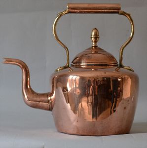 Bouilloire à thé en cuivre de qualité supérieure avec couvercle robuste, poignée sécurisée et finition artisanale traditionnelle - Product Image 6