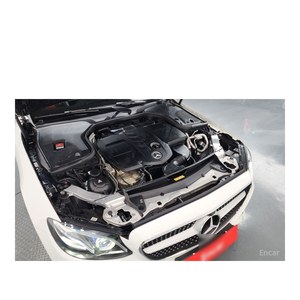 Mercedes-Benz Classe E E220d Coupé 2019, 63 912 km, Diesel, Automatique, Sièges en Cuir, Caméra Arrière, Volant à Gauche - Product Image 5