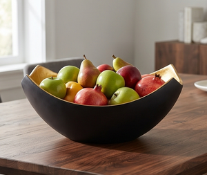 Bol décoratif en métal noir et or artistique avec une forme unique en demi-lune, idéal pour la décoration élégante de la maison et du bureau - Product Image 5