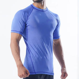 Nueva llegada de camisetas de gimnasio personalizadas para hombre, camisetas de gimnasio para hombre de la mejor calidad para venta en línea - Product Image 1