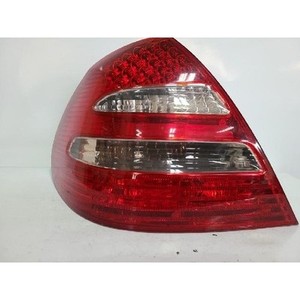 ชุดไฟท้ายด้านซ้าย (ซ้าย) สำหรับรถยนต์ E-class มือสอง ของแท้ OEM รหัส A2118200564 - Product Image 1