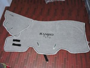 Mantas duraderas de forro polar para caballos con relleno de algodón, transpirables, con cierre frontal de 2 hebillas, tallas personalizadas, para primavera/otoño - Product Image 2