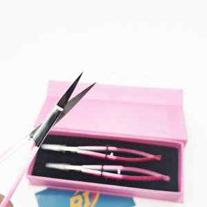 Ciseaux à cuticules en acier inoxydable argenté, logo personnalisé, forme carrée incurvée, pointe acérée, durables, pour le soin des ongles, nouvelle conception - Product Image 6