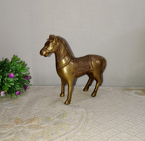 Figurine de cheval en laiton artisanale, statue décorative équestre, sculpture animale traditionnelle en métal, décoration de table pour la maison - Product Image 3