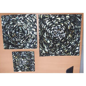 Plato de mosaico negro con diseño de mopa, vajilla de vidrio y manteles individuales. Mosaico negro con motivo de mopa, disponible en tamaños de 30x30/25x25cm/16x16cm. - Product Image 2