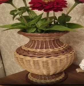 Panier à plantes en rotin tressé artisanal en forme de cygne pour plantes d'intérieur et arrangements floraux, disponible à prix de gros. - Product Image 4