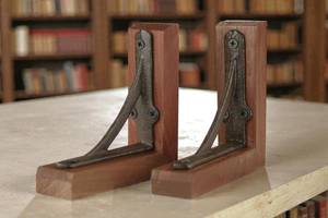 Porte-livres modernes en métal, style traditionnel, pour une décoration intérieure contemporaine, offrant un support fonctionnel pour les livres et un attrait visuel épuré - Product Image 4