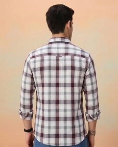 เสื้อเชิ้ตผู้ชายลายทางผ้าแฟลนเนล กระดุมสองแถว แขนยาว ปกคอพับ ระบายอากาศได้ดี สไตล์ฤดูร้อน ทอจากผ้าฝ้าย 100% ODM - Product Image 2
