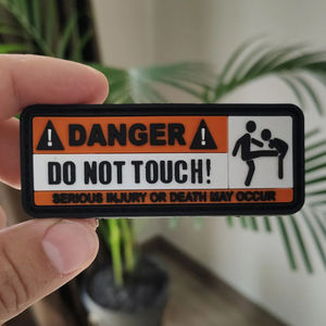 Écussons PVC personnalisés écologiques avec logo 3D en relief, en caoutchouc de silicone souple, à coudre sur vêtements, articles vestimentaires, chapeaux et casquettes - Product Image 2