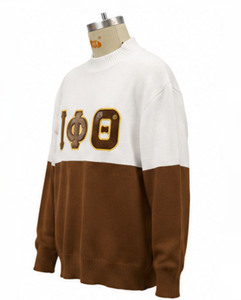 Pull personnalisé en coton brodé Alpha, respirant, pour femme, style universitaire grec Alcorn Omega Phi, idéal pour l'hiver - Product Image 4