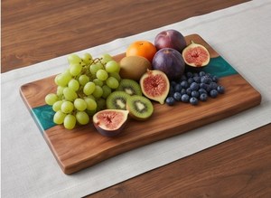 Planche à découper rectangulaire en bois de rivière et résine époxy turquoise, de qualité supérieure, fabriquée à la main, pour la cuisine - Product Image 4