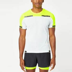 เสื้อยืดโพลีเอสเตอร์ทนทานสำหรับทีมกีฬา ออกแบบลายกราฟิกได้ตามต้องการ ระบายอากาศได้ดี เหมาะสำหรับการฝึกซ้อม - Product Image 1