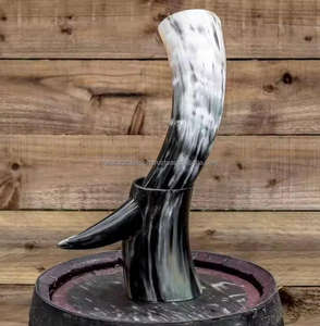 Buffalo Viking Corne à boire de table Taille personnalisée Blanc Noir Couleur Moderne Élégant Corne Viking Falak World Export - Product Image 1