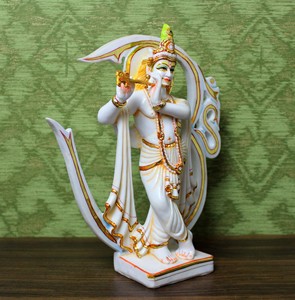Nirmala Handicrafts - Estatua de Om Krishna Hecha a Mano con Resina y Polvo de Mármol |   Ídolo Tradicional de Lord Krishna Tocando la Flauta - Product Image 4