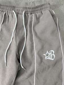 Veste de survêtement unisexe décontractée à manches longues, style streetwear, tendance, polyvalente, avec logo réfléchissant, OEM, polyester/nylon, légère - Product Image 4