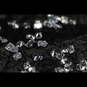 เพชรเม็ดเดี่ยวทรงเหลี่ยมมรกต 5.30 กะรัต ผลิตในห้องปฏิบัติการด้วยวิธี CVD น้ำหนัก 2.00-5.75 มม. ความใส VVS-VS ระดับแฟนซีอินเทนส์ สำหรับทำเครื่องประดับแหวน - Product Image 2