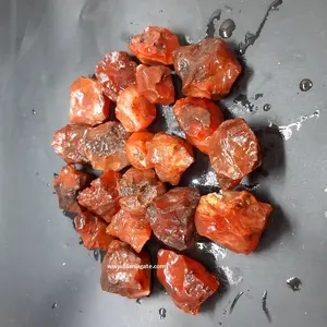 Натуральный красный сергелийский необработанный камень для украшения, лидер продаж, красный карнелийский необработанный камень для исцеления, купить Jilaniagate