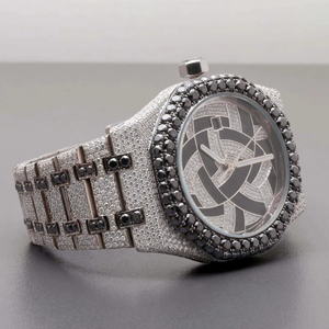 Reloj Deportivo de Lujo Unisex de Cuarzo con Correa de Acero Inoxidable, Cristal de Zafiro, Bisel de Diamantes Analógico para Regalo - Product Image 1