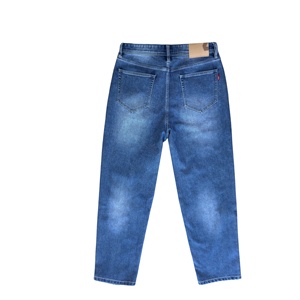 Jeans décontractés pour hommes 100 % coton, coupe droite, taille mi-haute, bleu délavé aux enzymes, personnalisables, pour printemps et automne, offre ODM - Product Image 1