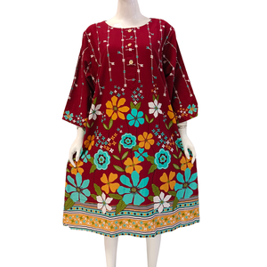Robe décontractée pour femmes, manches 3/4, longueur genou, confortable à porter au quotidien par Chrysanta - Product Image 5