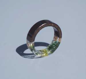 Resin Napkin <b>Ring</b> With Green <b>Wreath</b> Design 2.5 Cm Width Eco-Friendly Wabi-Sabi Style Wedding Table Decoration - Product Image 1