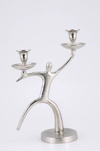 เชิงเทียนรูปคนสีเงินแบบสองแขนสำหรับตกแต่งบ้าน - Product Image 6