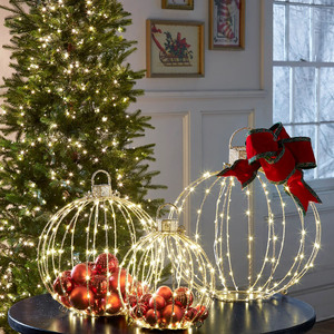 Ornement artisanal en fil doré avec finition scintillante et boucle de suspension ronde pour la décoration festive des fêtes - Product Image 5