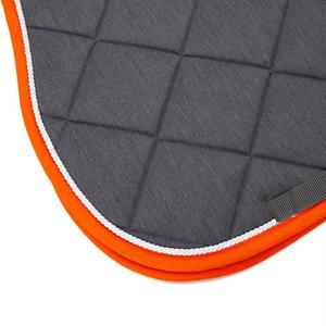 Tapis de selle carré sensible personnalisé pour le dressage et le saut anglais pour chevaux – Équipement d'équitation - Product Image 3