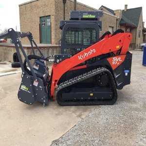 Chargeuse compacte sur chenilles SVL65-2 avec godet frontal pour travaux agricoles et de construction - Product Image 1