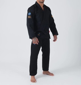 ชุดคาราเต้แบบเบา น้ำหนัก 450 กรัม ผลิตในปากีสถาน ผ้าฝ้าย 100% ระบายอากาศได้ดี สำหรับทั้งชายและหญิง สีน้ำเงิน ดำ ขาว คิโมโน - Product Image 4