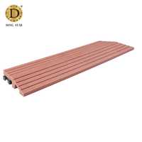Cour Wpc Composite 300*300mm bricolage 3D carreaux de terrasse en Grain de bois interverrouillage antidérapant carrelage de pont pour balcon extérieur