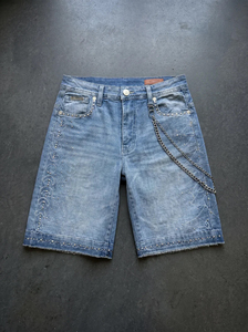 Shorts Bermuda en jean pour homme, taille mi-haute, délavé, avec rivets décoratifs, style urbain, fermeture boutonnée, 100% coton tissé - Product Image 3