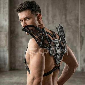 Arnés de hombro de malla de encaje con diseño de ala de murciélago para cosplay - Product Image 5