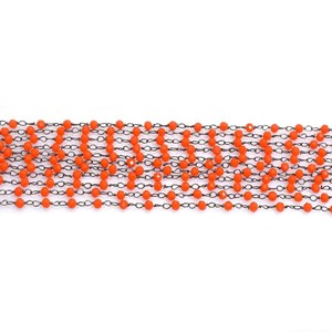 Chaîne de chapelet en corail rouge hydro, perles rondes facettées de 3 mm, fil de métal gris fusil enroulé, rouleau en vrac pour la fabrication de bijoux - Product Image 5