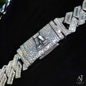 สร้อยคอเงินแท้ 925 ประดับมอสซาไนต์ทรงสี่เหลี่ยมแบบ Cuban Link  สำหรับงานแต่งงานและงานปาร์ตี้ เหมาะสำหรับทั้งชายและหญิง - Product Image 5