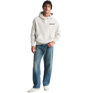 Sweat à capuche unisexe blanc personnalisé en molleton 100 % coton, coupe oversize avec poche, logo discret sur la poitrine, écologique et de qualité supérieure - Product Image 3