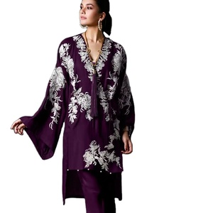 Traje Salwar de trabajo de secuencia de bordado de Georgette falso de último diseñador por Fab Zone - Product Image 1