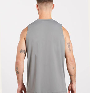 Débardeurs Homme Personnalisés en Spandex et Polyester avec Logo Brodé – Respirants, Tricotés, Sans Manches, Idéaux pour l'Entraînement en Extérieur et la Salle de Sport - Product Image 2