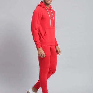 Survêtement à capuche rouge pour homme, coupe classique, couleur unie, avec poches latérales, idéal pour l'automne, en polyester - Product Image 4