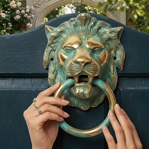 Timbre de puerta de hierro fundido con cabeza de león, diseño tradicional, duradero, ajustable, herraje para entrada - Product Image 3