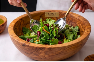 Juego de servidores de ensalada Horizon con mango dorado mate de diseño moderno, acero inoxidable plateado espejo, adecuado para eventos domésticos y catering. - Product Image 5