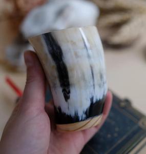 Taza de cuerno de buey 100% de buena calidad para beber té, leche, agua, café, cerveza, estilo vikingo con acabado natural, taza de lujo pulida. - Product Image 2