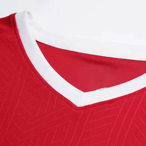 Uniforme de Fútbol para Hombre, Transpirable, de Alta Calidad, Talla Personalizada, 100% Poliéster, Logotipo y Colores Personalizados, Servicio OEM, Venta al Por Mayor - Product Image 3