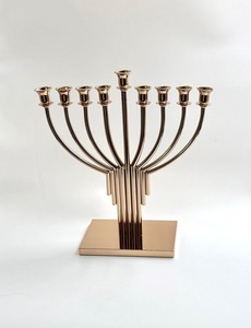 Support de bougie Menorah en cuivre, design étoile géométrique, support de table décoratif pour la maison, décoration festive - Product Image 2