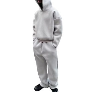 Survêtement élégant pour homme, confortable, durable et léger, parfait pour la salle de sport, la course à pied, le jogging et les tenues décontractées de tous les jours - Product Image 3